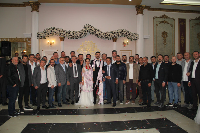 Aygül & Alper Güngör Mutluluk Dolu Yıllara Yelken Açtılar