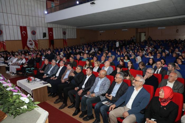 Dostlardan muhteşem konser