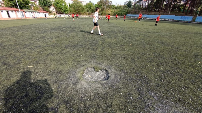 Bafraspor Tesislerindeki Antrenman Sahası Bakımsızlığı