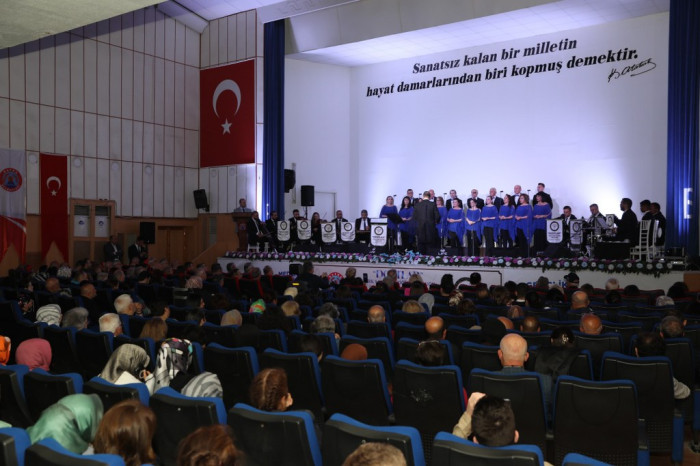 Dostlardan muhteşem konser