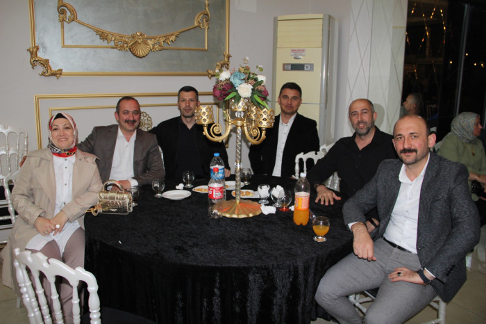 Aygül & Alper Güngör Mutluluk Dolu Yıllara Yelken Açtılar