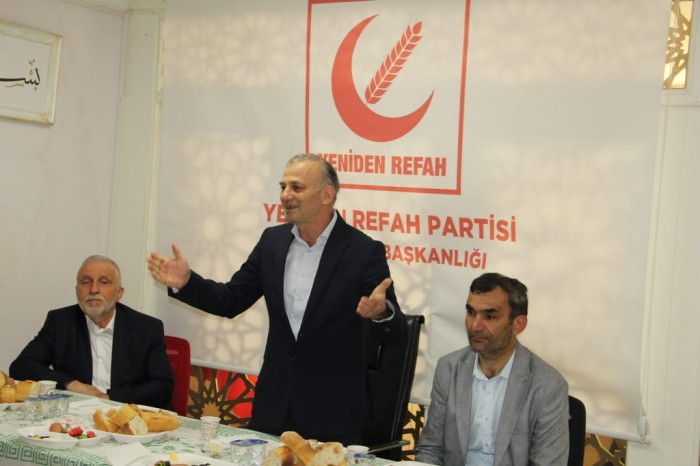 Yeniden Refah Partisi İlçe Teşkilatı Basın Mensupları ile bir araya geldi