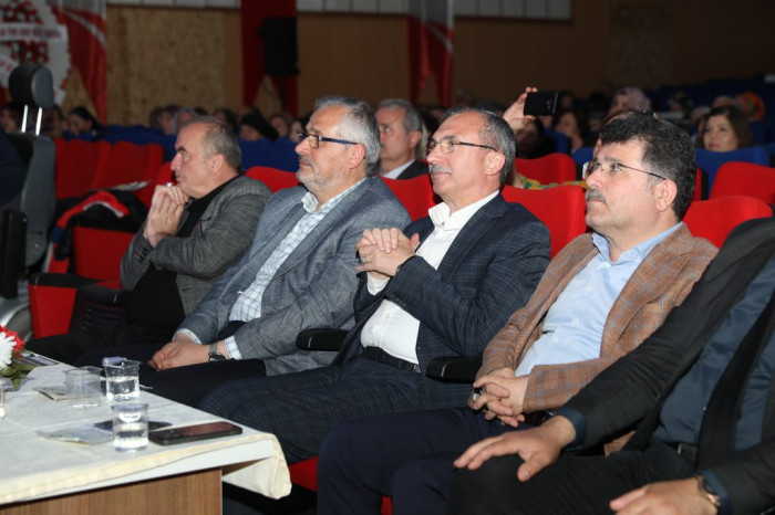 Dostlardan muhteşem konser