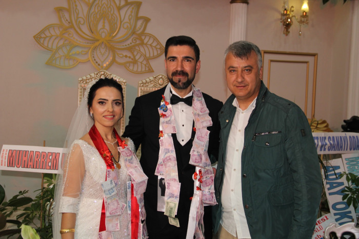 Aygül & Alper Güngör Mutluluk Dolu Yıllara Yelken Açtılar