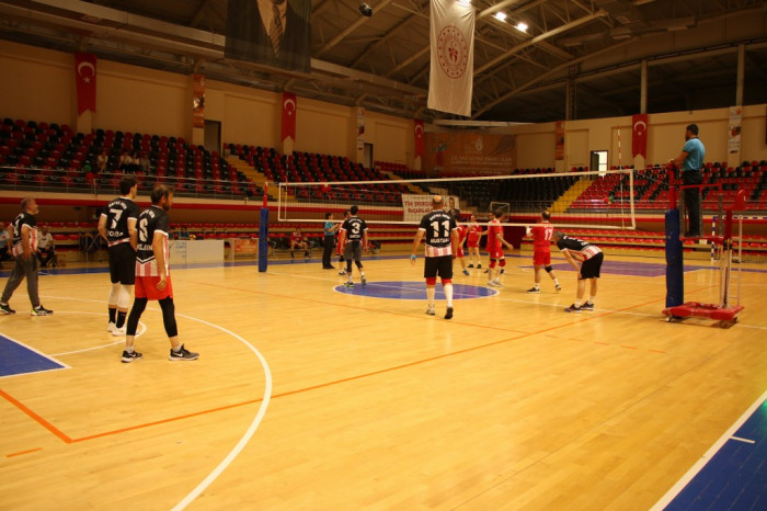Kurumlar Arası Voleybol Turnuvası Sonuçlandı