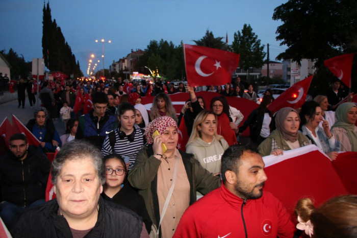 Bafra'da Gençlik Yürüyüşü Düzenlendi