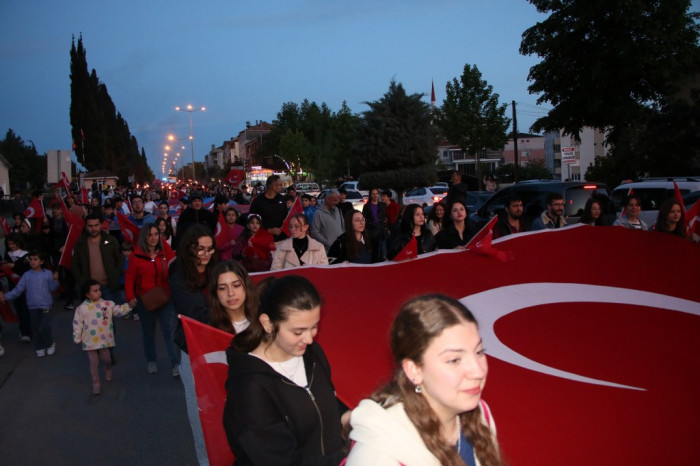 Bafra'da Gençlik Yürüyüşü Düzenlendi