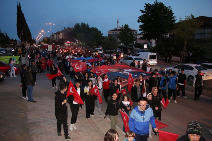 Bafra'da Gençlik Yürüyüşü Düzenlendi