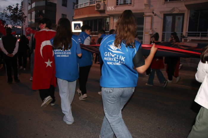 Bafra'da Gençlik Yürüyüşü Düzenlendi