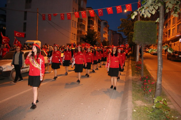 Bafra'da Gençlik Yürüyüşü Düzenlendi