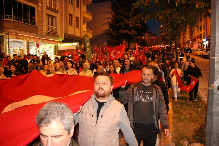 Bafra'da Gençlik Yürüyüşü Düzenlendi