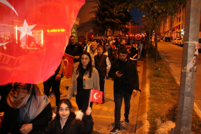 Bafra'da Gençlik Yürüyüşü Düzenlendi