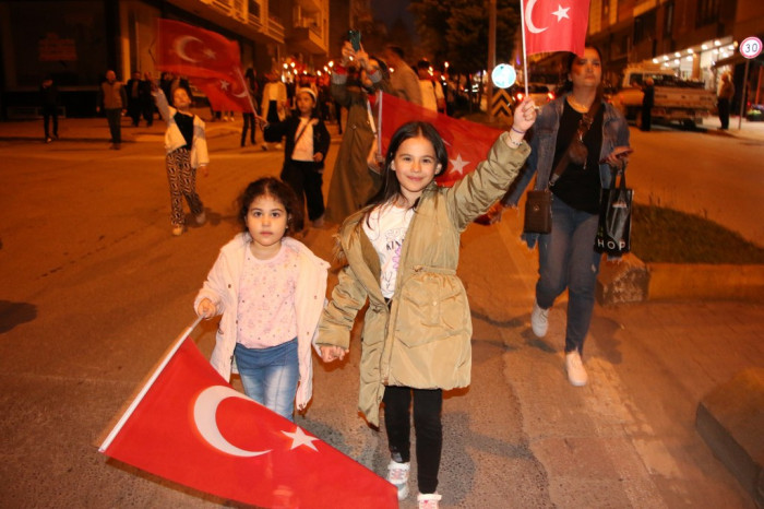Bafra'da Gençlik Yürüyüşü Düzenlendi